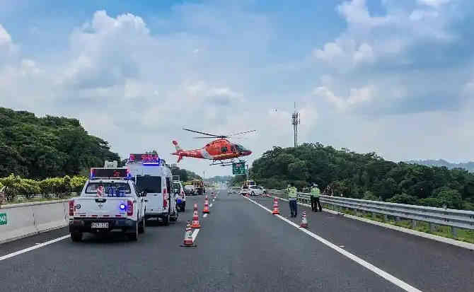 平定高速公路汽车救援案例